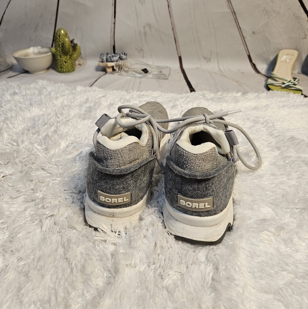 Sorel‎ Gray Knit Sneakers Comfortable Everyday Walking Shoe Womens Size 10